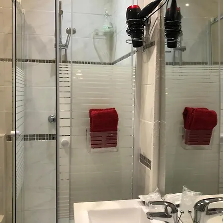 Reglisse Et Pain D'epices - D'hotes 3*