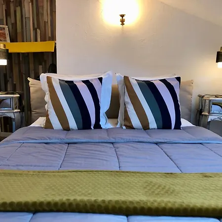 Reglisse Et Pain D'epices - D'hotes 3* Онфлер