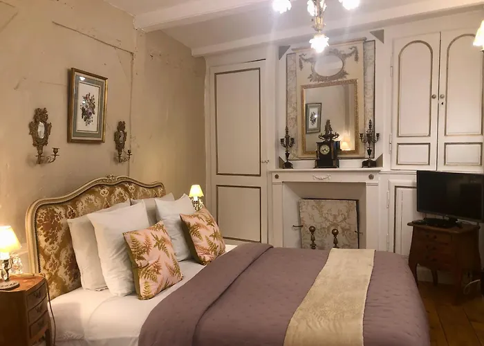 Reglisse Et Pain D'epices - D'hotes 3* Онфлер